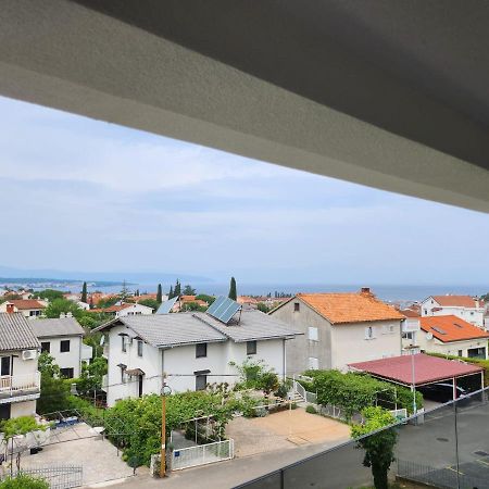 Apartmani M&L I M&J Malinska Bagian luar foto